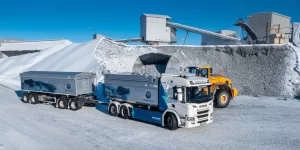 Scania acaba de entregar um caminhão elétrico de 66 toneladas à pedreira de calcário Verdalskalk em Verdal